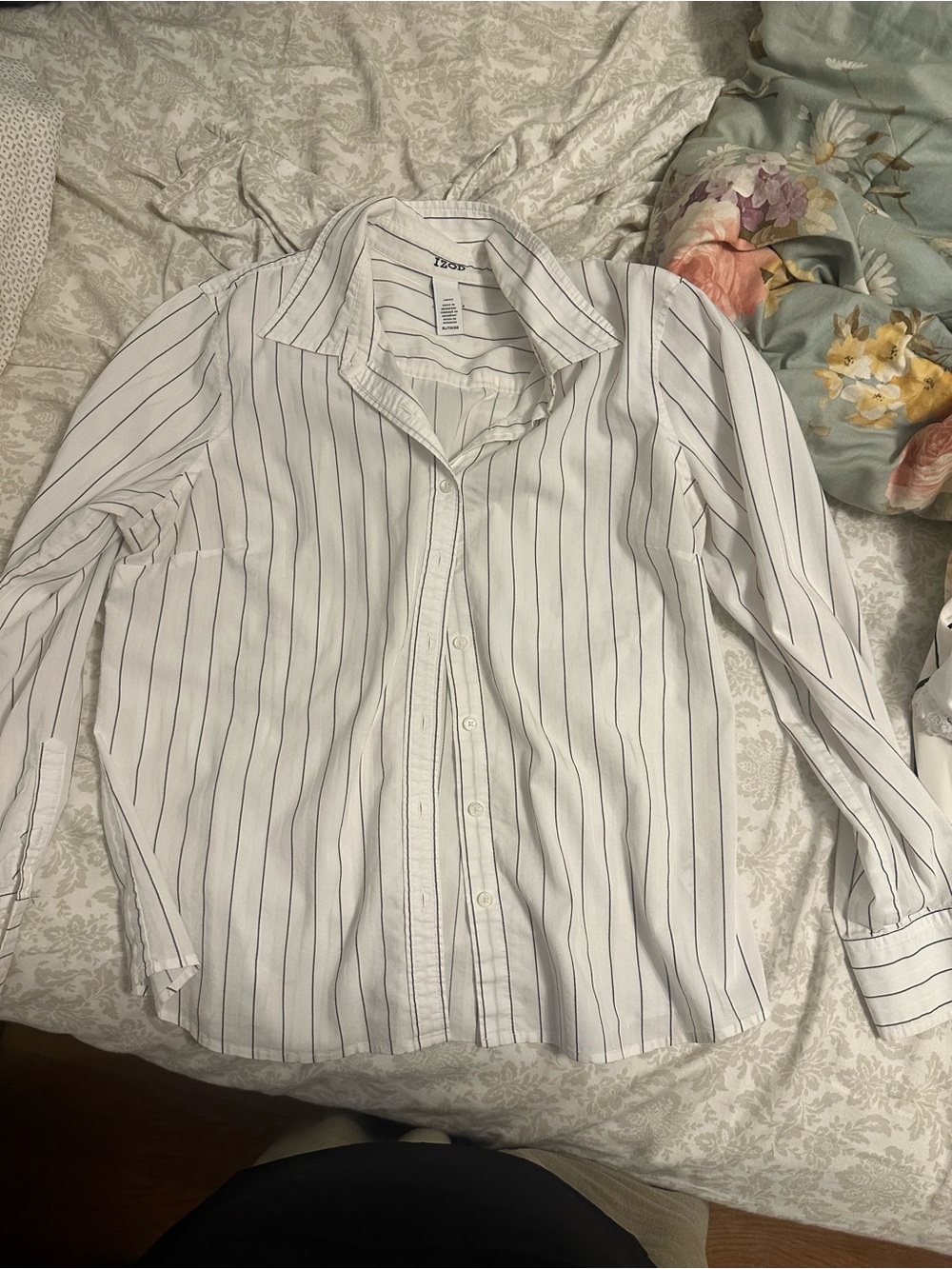 Izod White Shirt with Thin Black Stripes